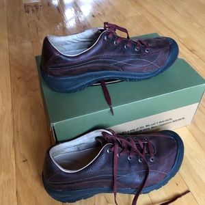 Keen Women's Presidio II Hiking Shoes Burgundy VM9570HE